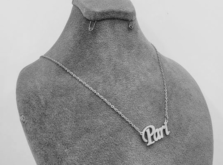گردنبند نقره دخترانه مدل اسم پری به لاتین pari متصل به زنجیر نقره عیار 925