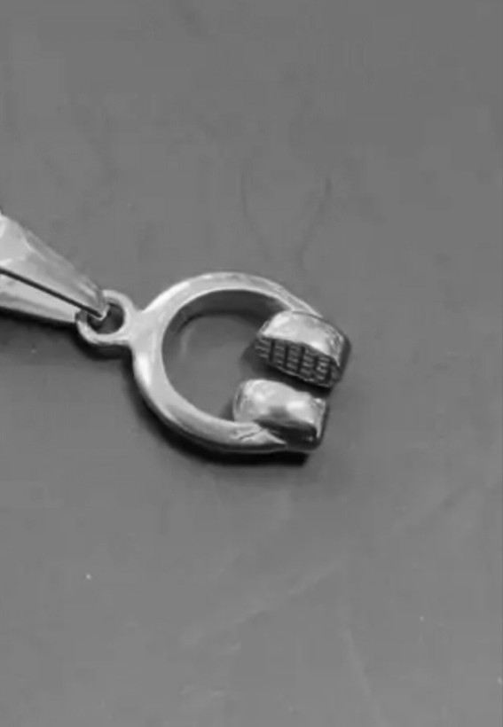 پلاک اویز نقره مدل هدفن