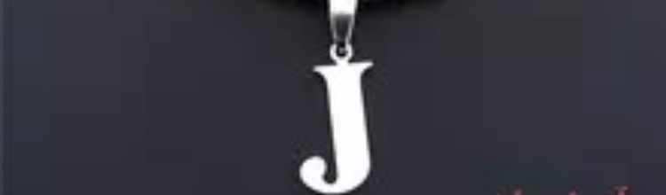پلاک اویز نقره مدل حرف J