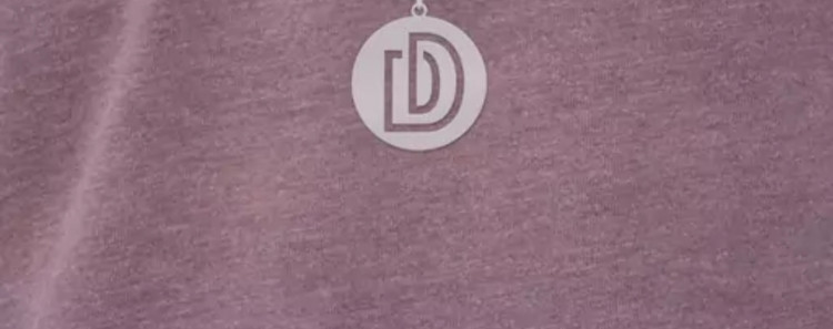 پلاک اویز نقره مدل حرف D