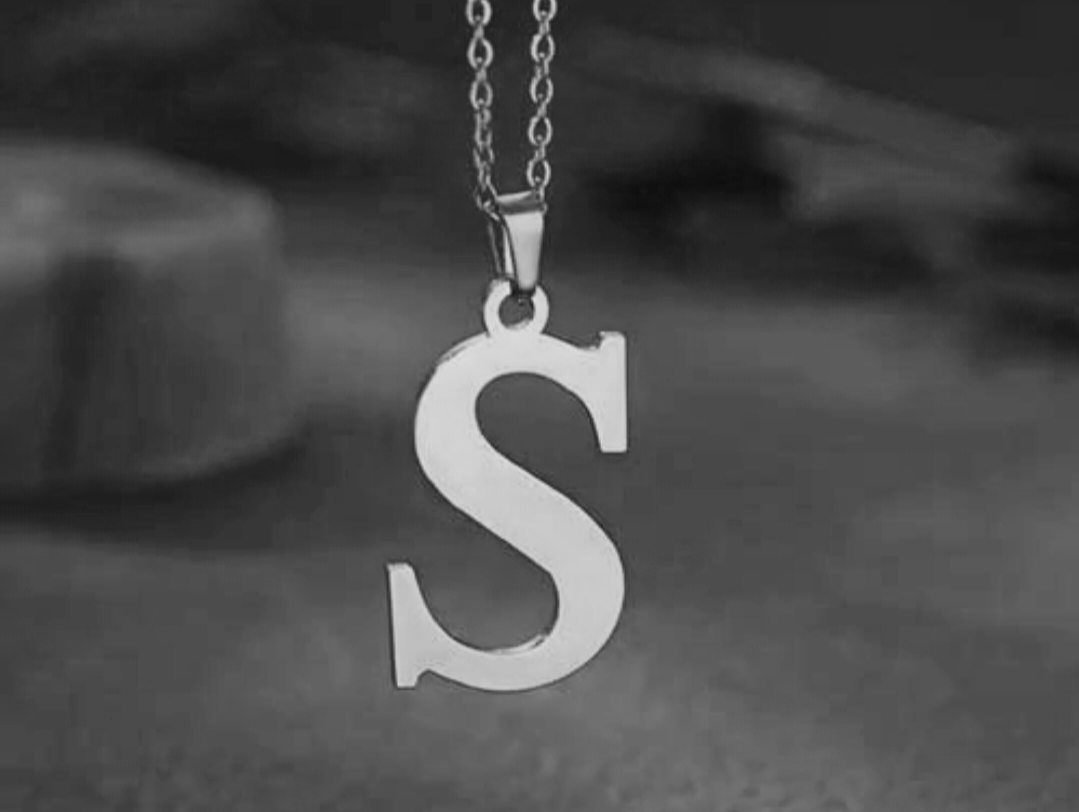 گردنبند نقره مدل حرف S