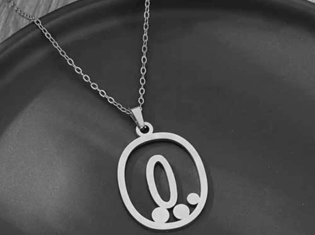 گردنبند نقره مدل حرف O فانتزی