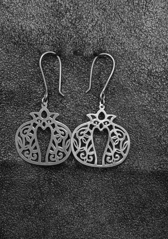 گوشواره نقره مدل انار سنتی طرح بسیار زیبا