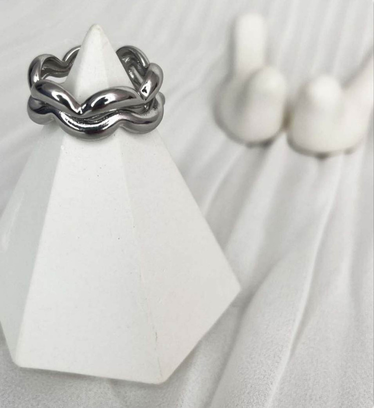 حلقه دوتایی یا دو عدد حلقه نقره باهم
