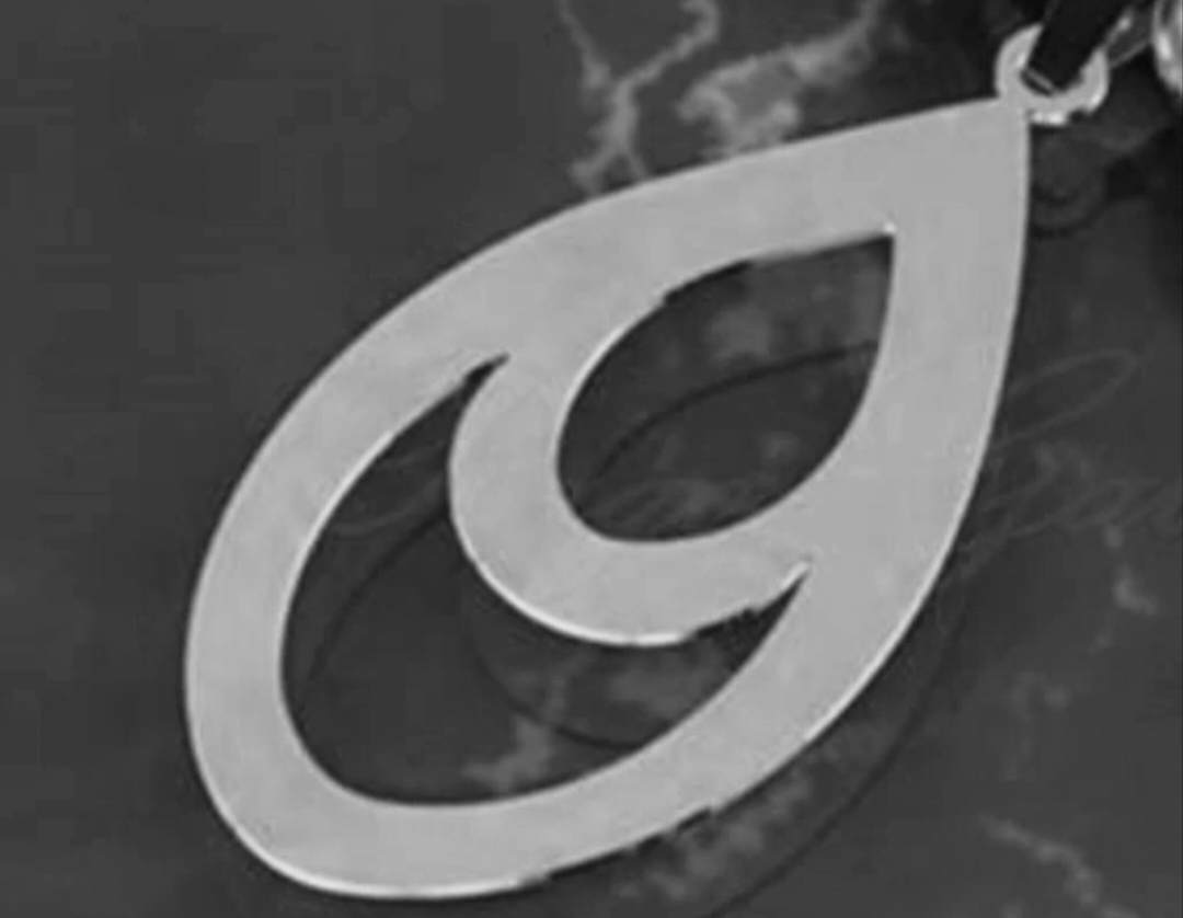 پلاک نقره مدل اشک و لبخند