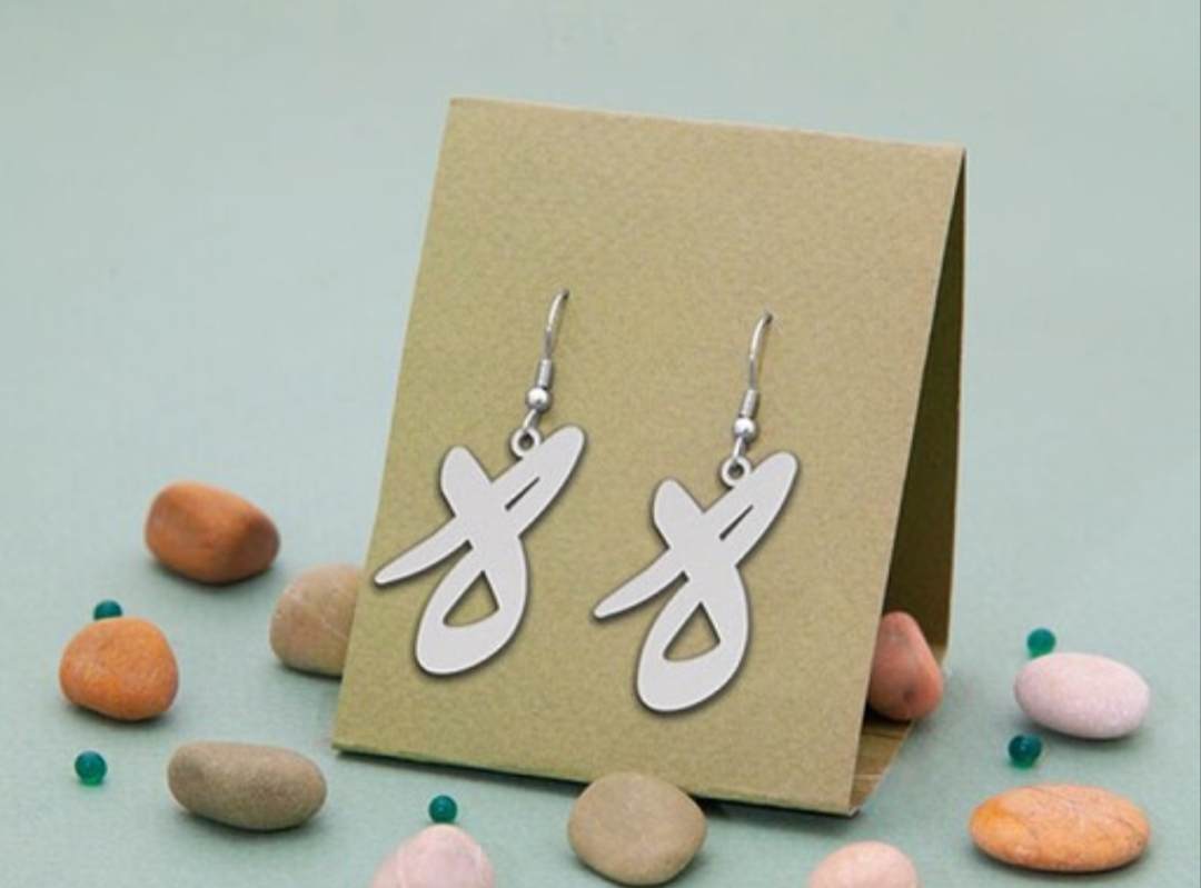 گوشواره نقره طرح حرف ه